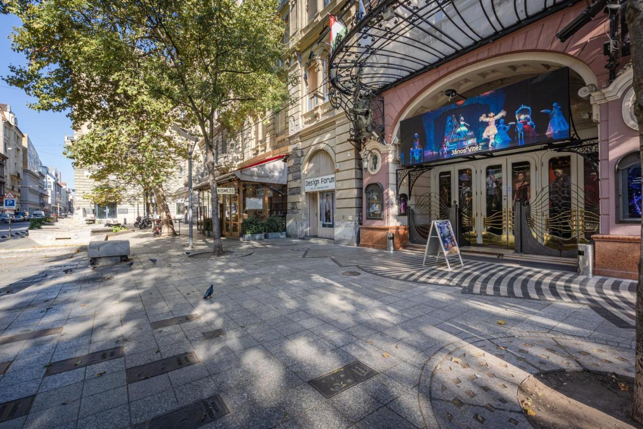Premium Art Deco Apartment At Broadway // 4Bdr & 3Br Budapest Exterior foto